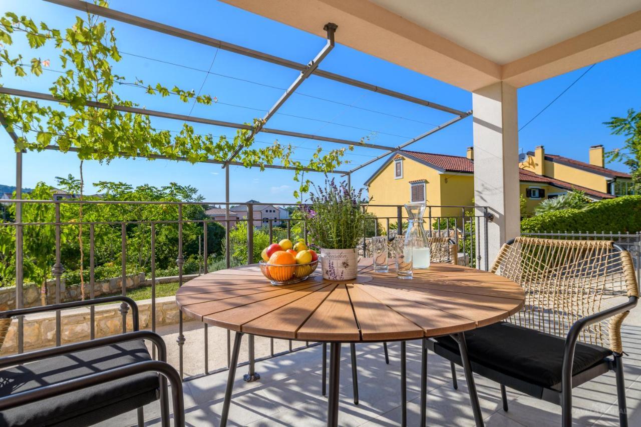 Apartments Horvat Veli Losinj Luaran gambar