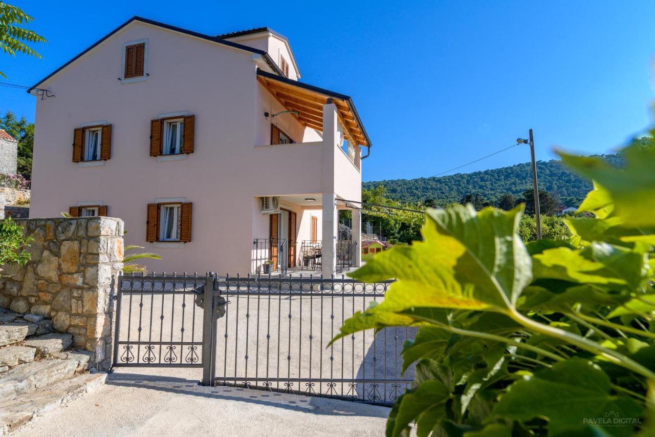 Apartments Horvat Veli Losinj Luaran gambar