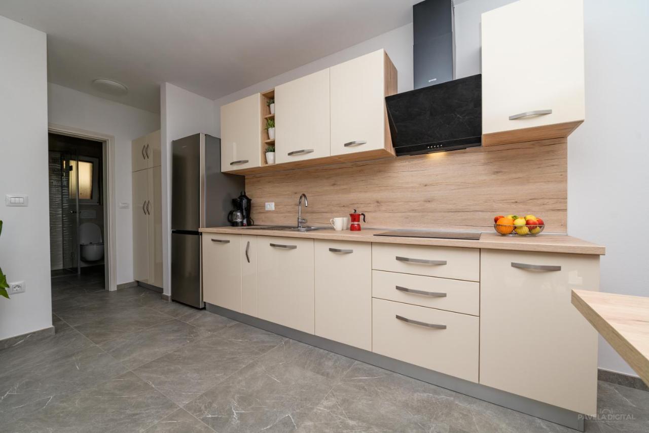 Apartments Horvat Veli Losinj Luaran gambar