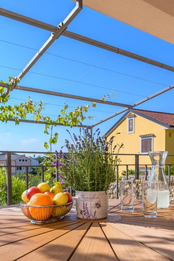 Apartments Horvat Veli Losinj Luaran gambar