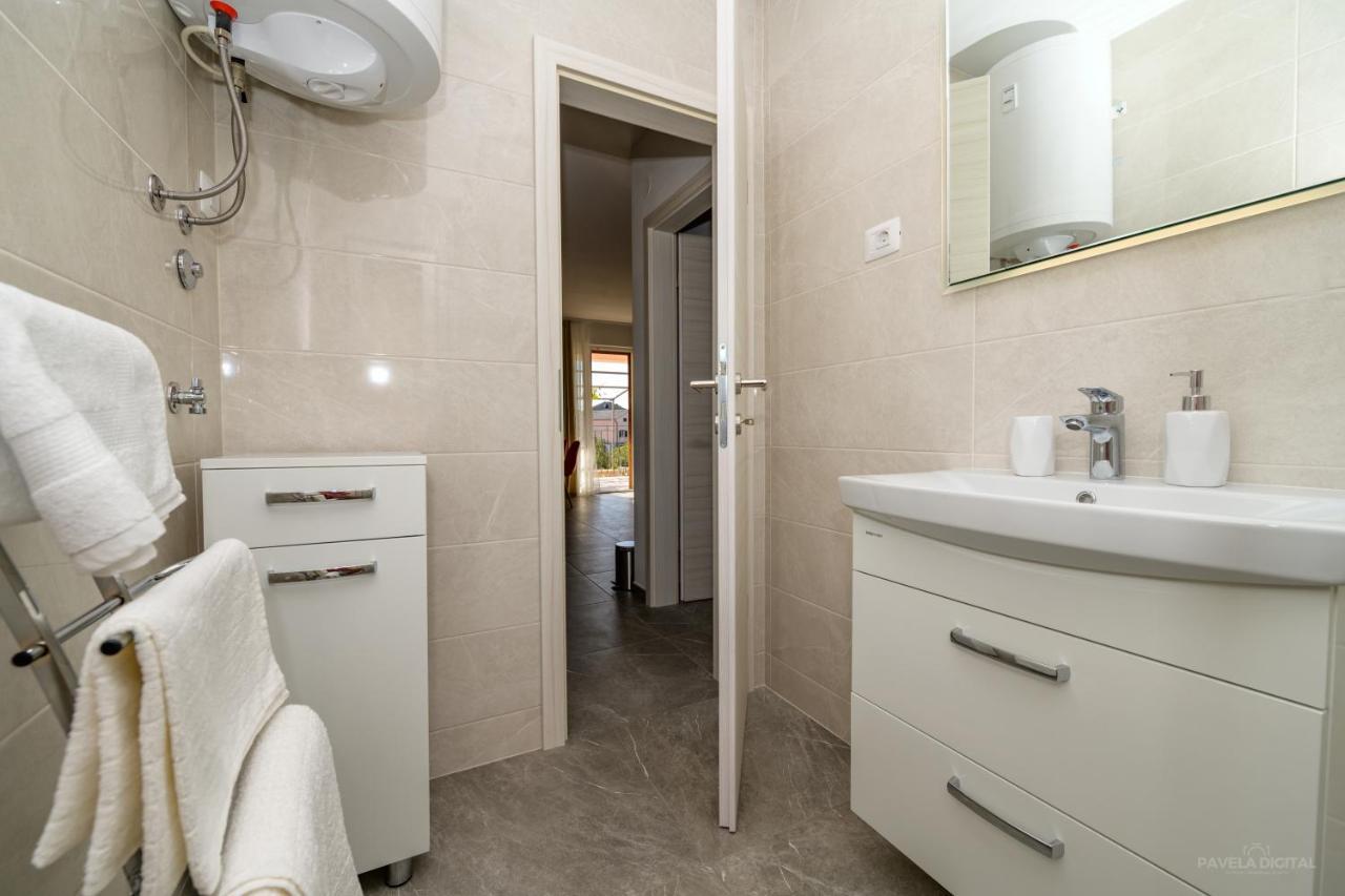 Apartments Horvat Veli Losinj Luaran gambar