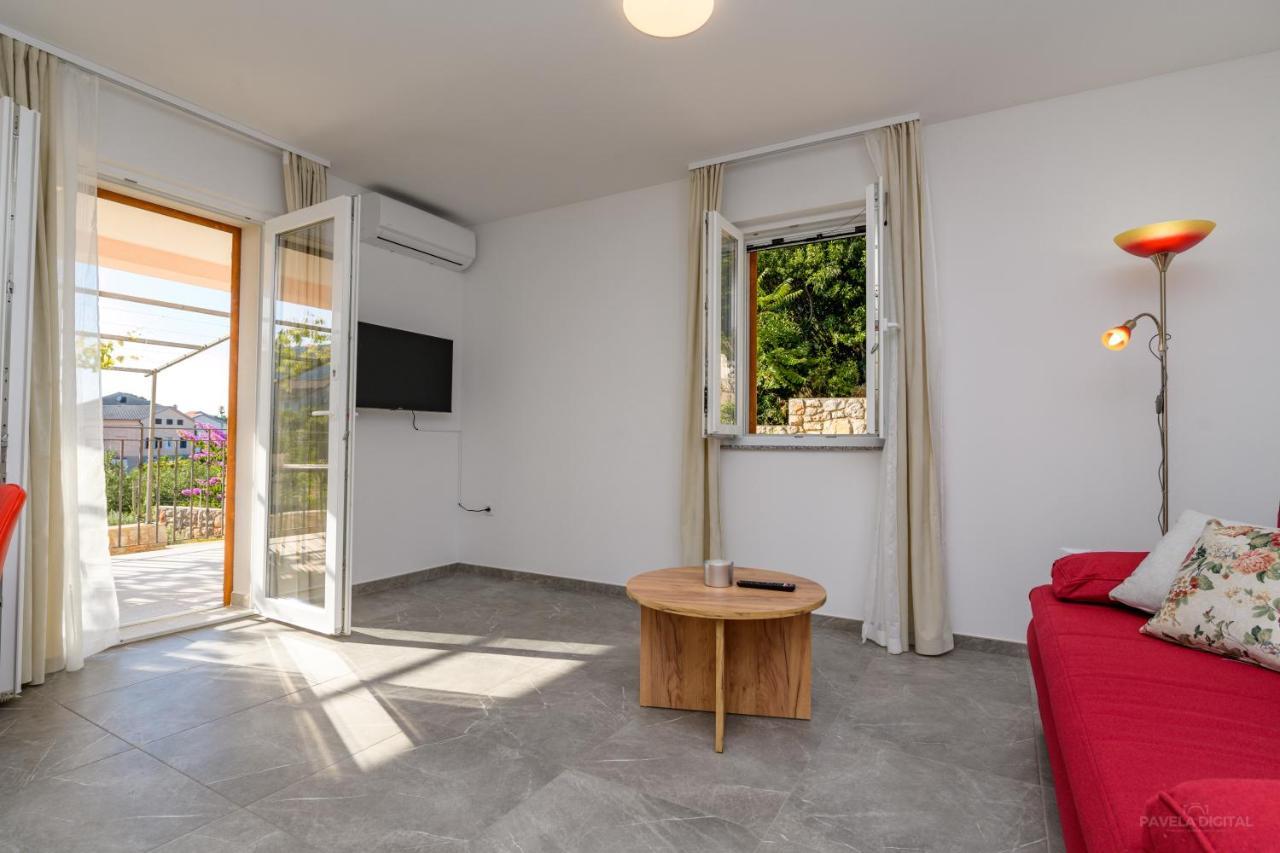 Apartments Horvat Veli Losinj Luaran gambar