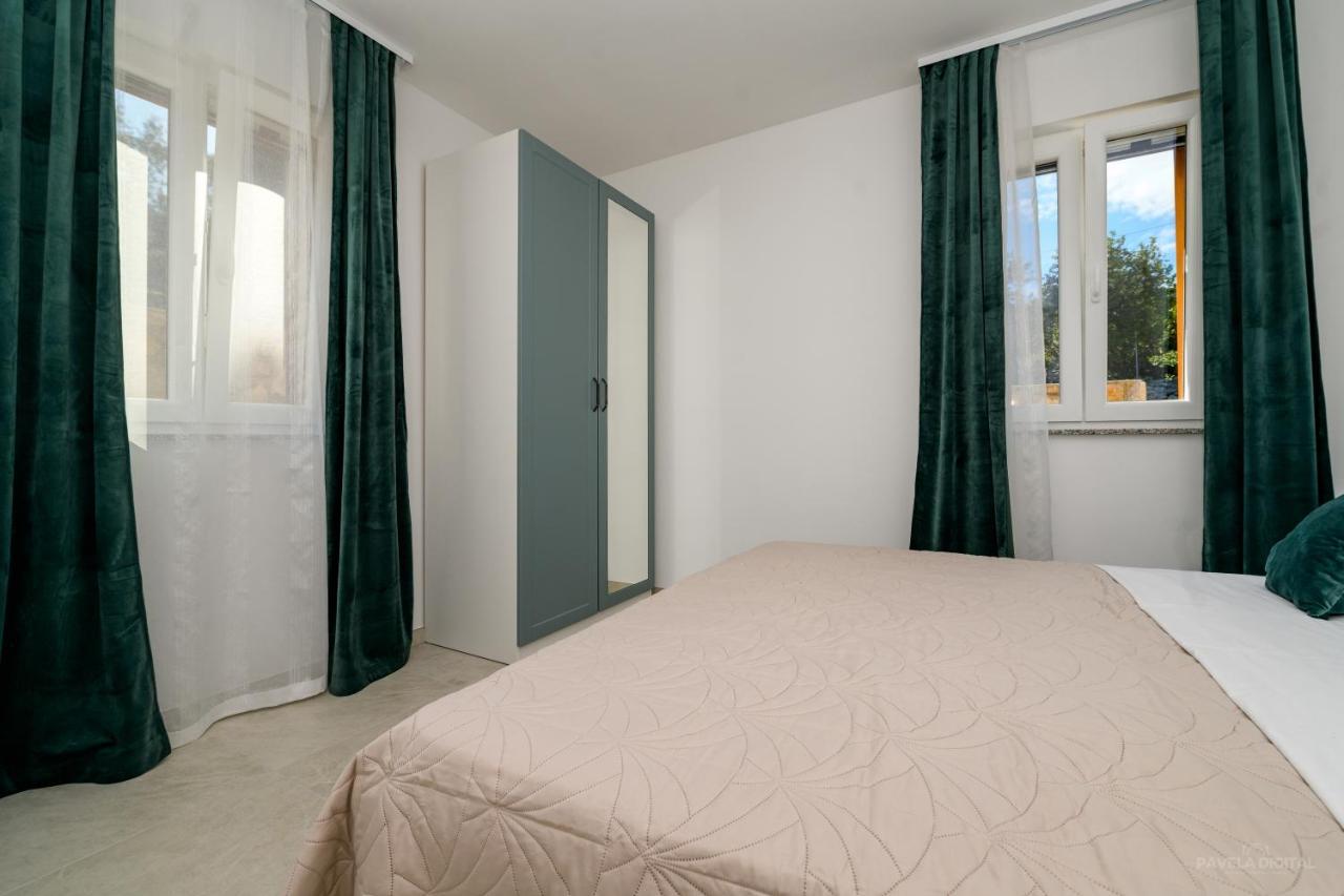 Apartments Horvat Veli Losinj Luaran gambar