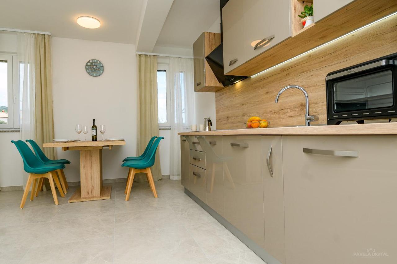 Apartments Horvat Veli Losinj Luaran gambar